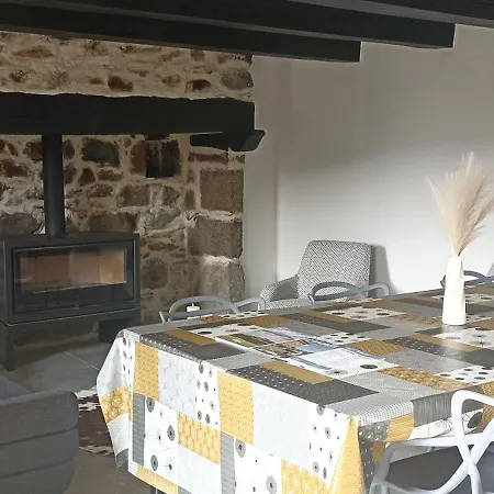 Semesterbostad Ferme Authentique En Aubrac - Vue & Calme Absolu Saint-Chély-dʼAubrac