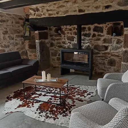 Ferme Authentique En Aubrac - Vue & Calme Absolu * Saint-Chély-dʼAubrac