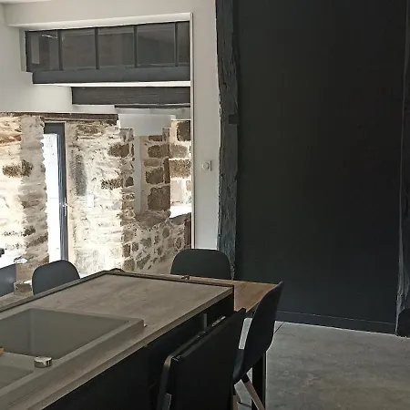 Ferme Authentique En Aubrac - Vue & Calme Absolu Semesterbostad